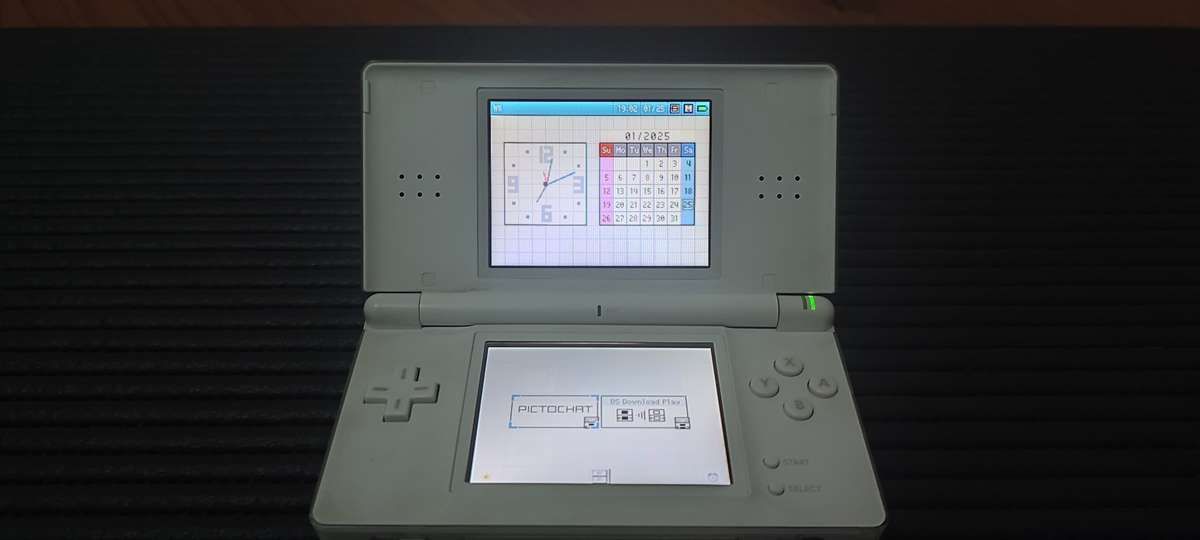 Nintendo DS Lite With 3 Games