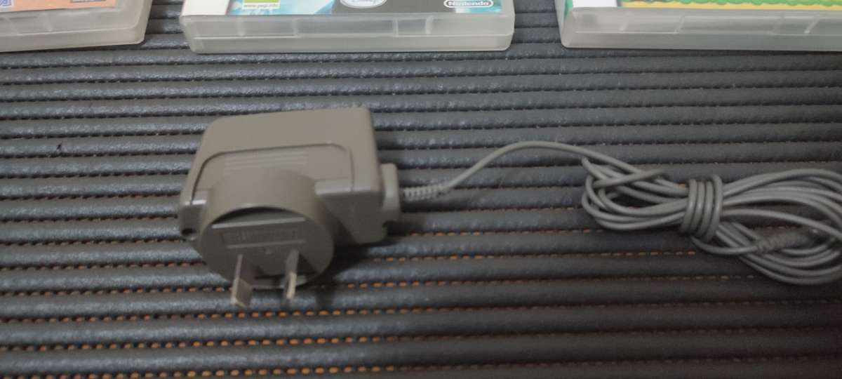 Nintendo DS Lite With 3 Games