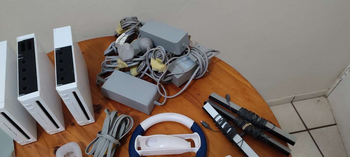 Wii Bundle - Spares / Repairs