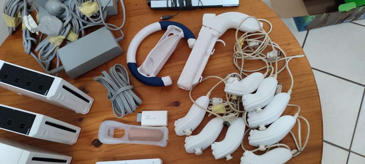Wii Bundle - Spares / Repairs