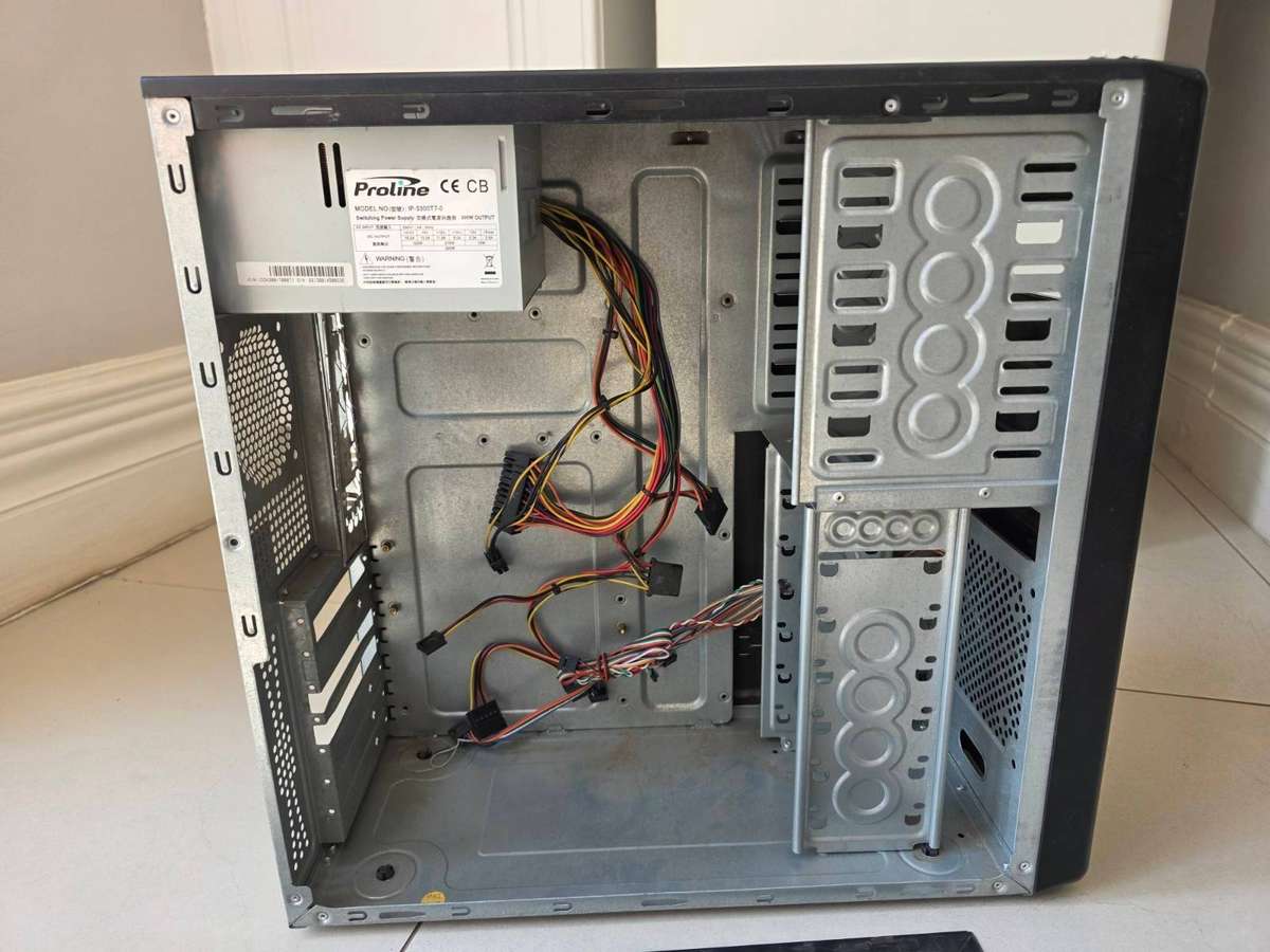 PC Case with 300W Proline Power Supply