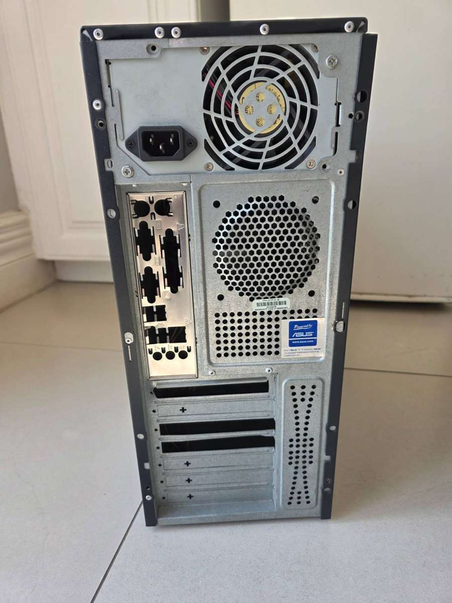 PC Case with 300W Proline Power Supply