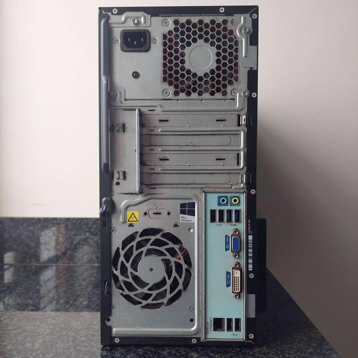 HP 280 G1 MT Desktop PC - i5, 8GB Ram, 256GB SSD