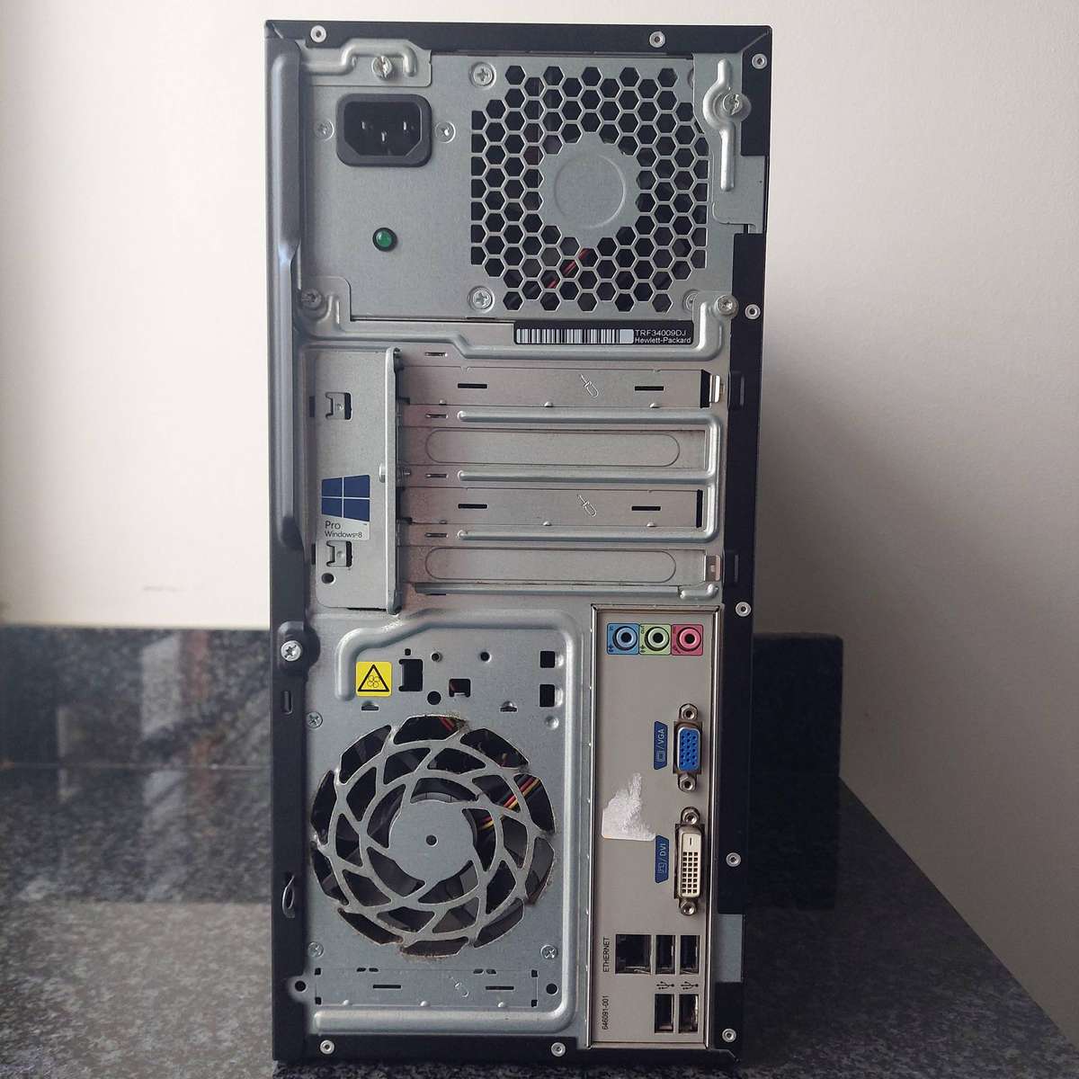 HP Pro 3500 MT - Pentium G2030, 8GB RAM, 256GB SSD