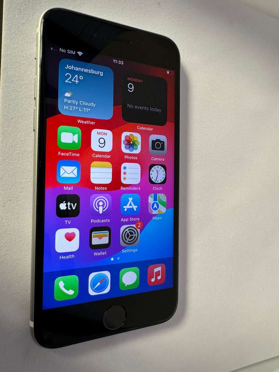 Apple iPhone SE - 128GB