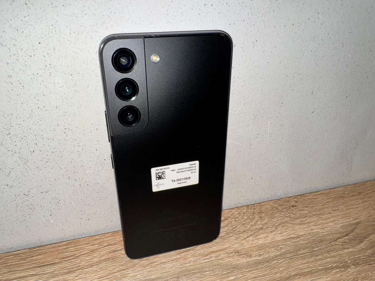 Samsung Galaxy S22 5G 256GB Dual Sim