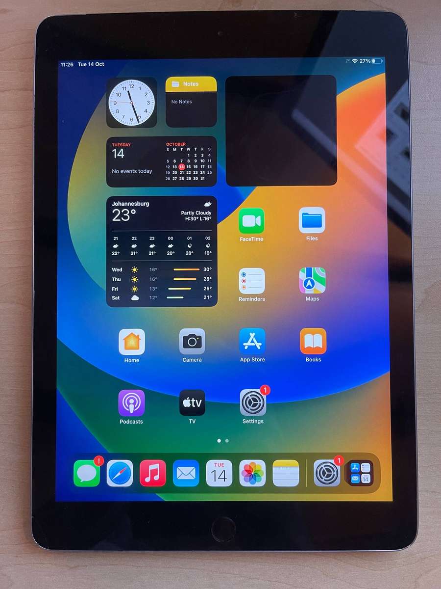 iPad 6th Gen WiFi & CELL (SIM) 32GB GREY