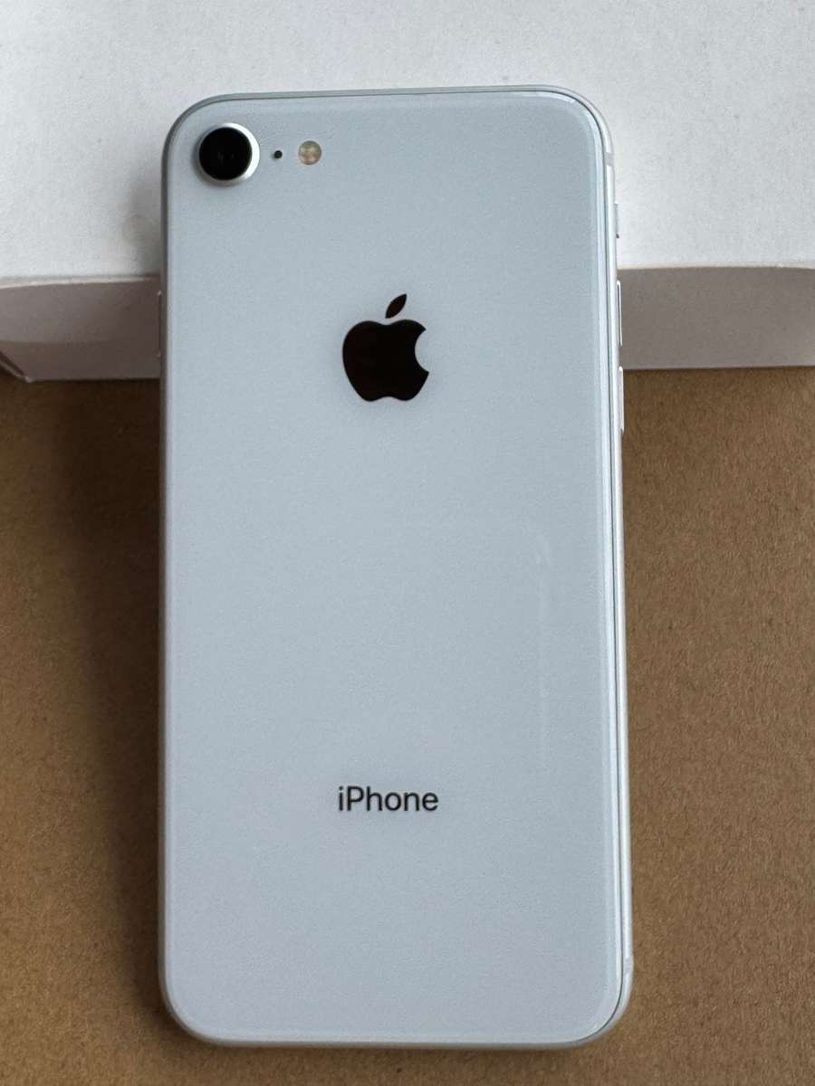 Apple iPhone 8 64GB White