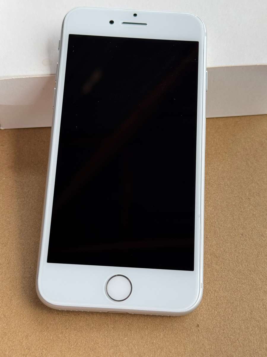 Apple iPhone 8 64GB White