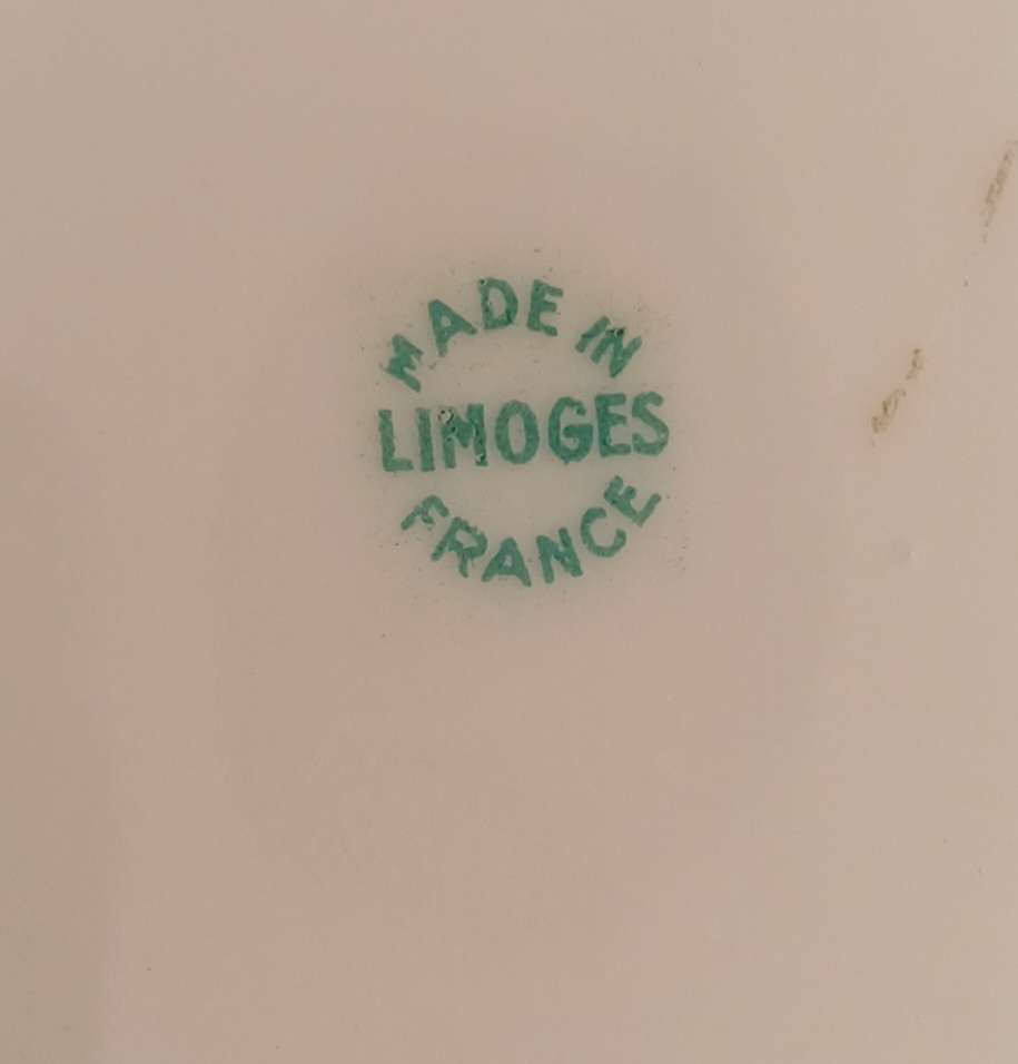 Beautiful Limoges oval plate