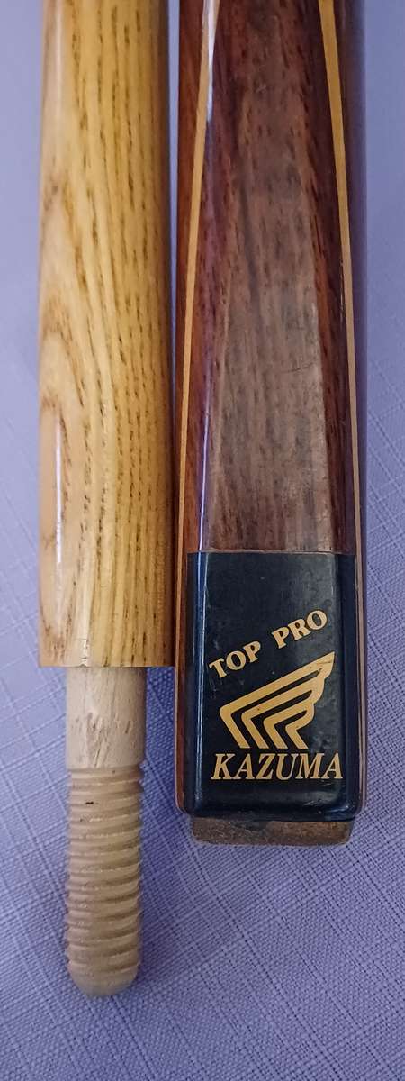 Top pro Kazuma pool cue