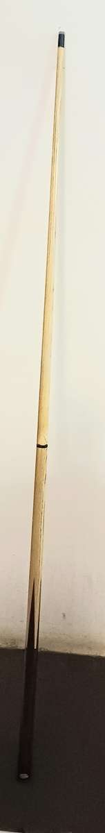 Top pro Kazuma pool cue