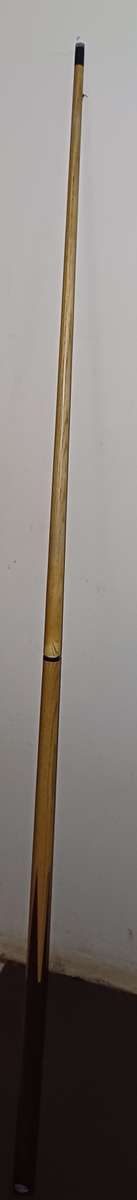 Top pro Kazuma pool cue