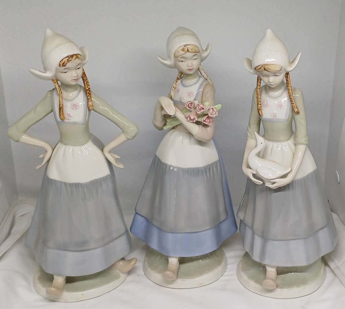 HERITAGE PORCELAIN  FIGURINES