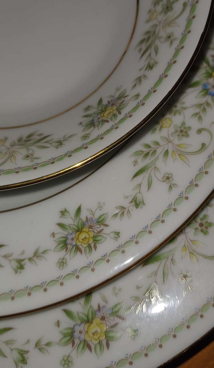 NORITAKE Green Hill