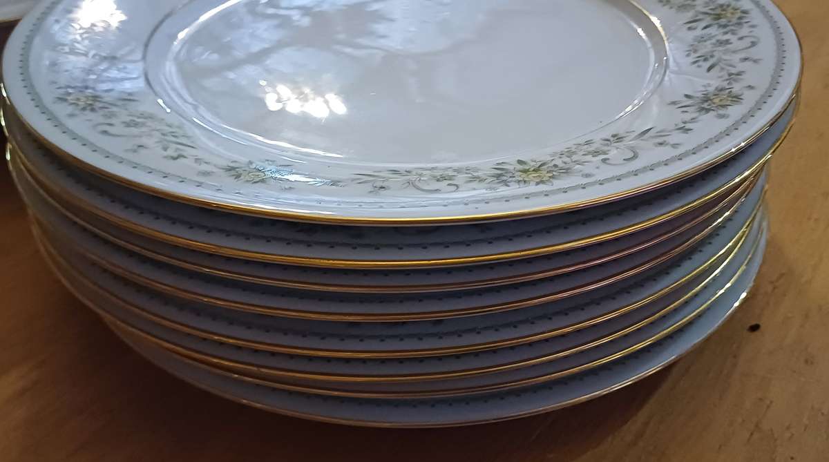 NORITAKE Green Hill