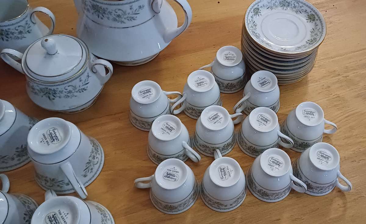 Noritake green hill  cups,coffee cups, teapot,sugar,milkjug