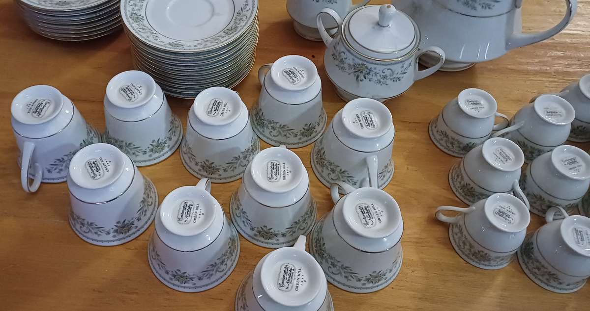 Noritake green hill  cups,coffee cups, teapot,sugar,milkjug