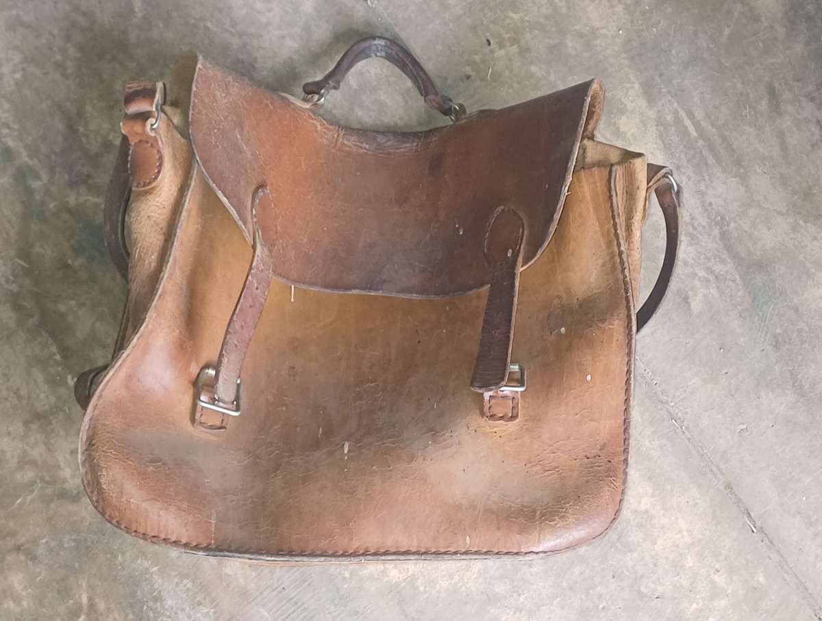 Leather bag