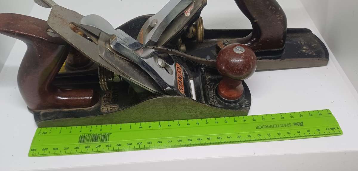 Two Stanley Planes no 4 and 5