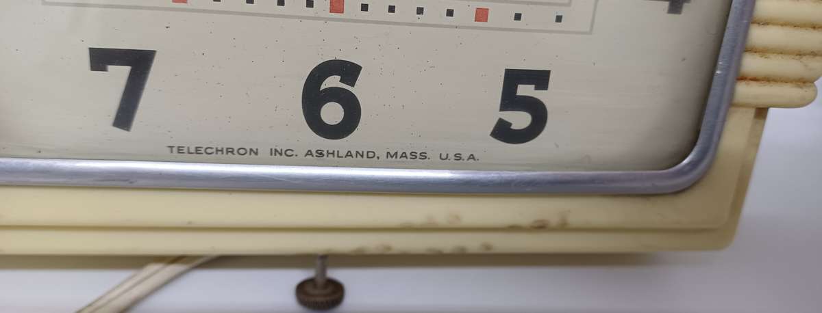 1950's Telechron Artdeco Style wall clock-working