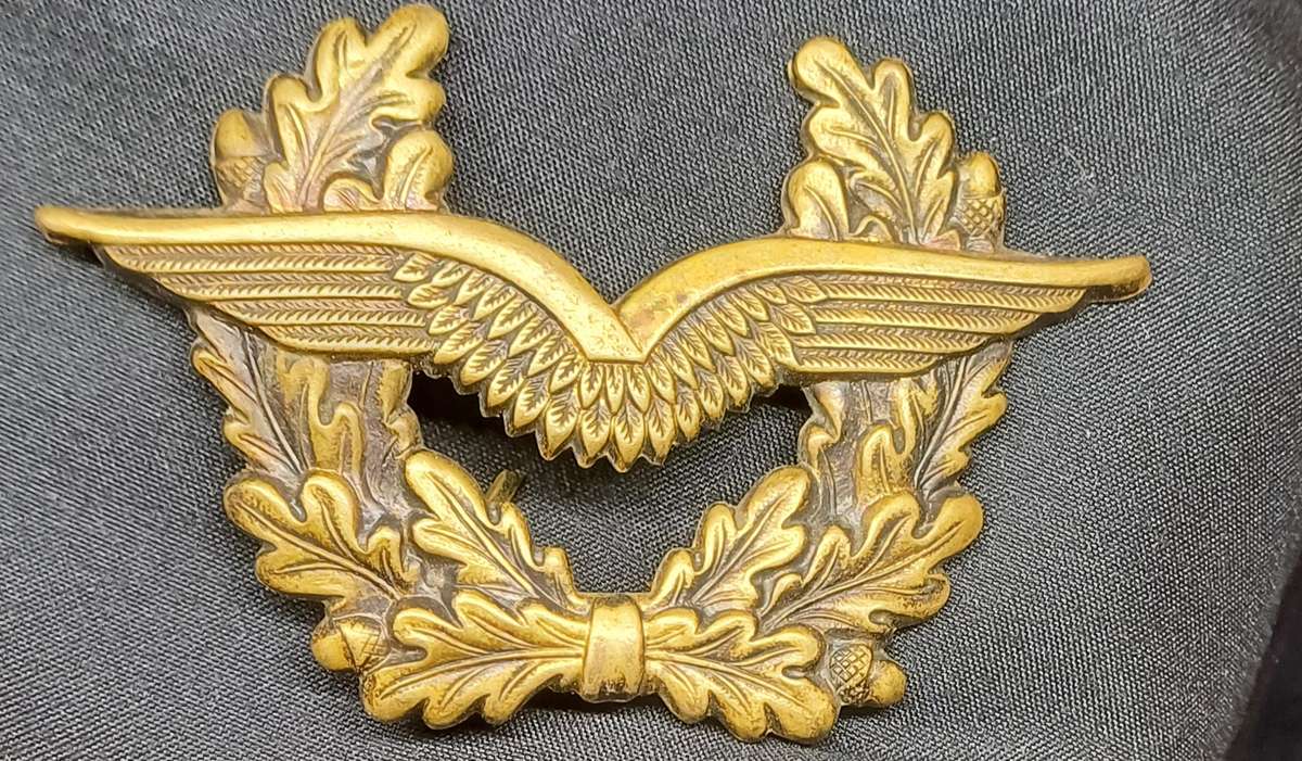 German Airforce cap badge