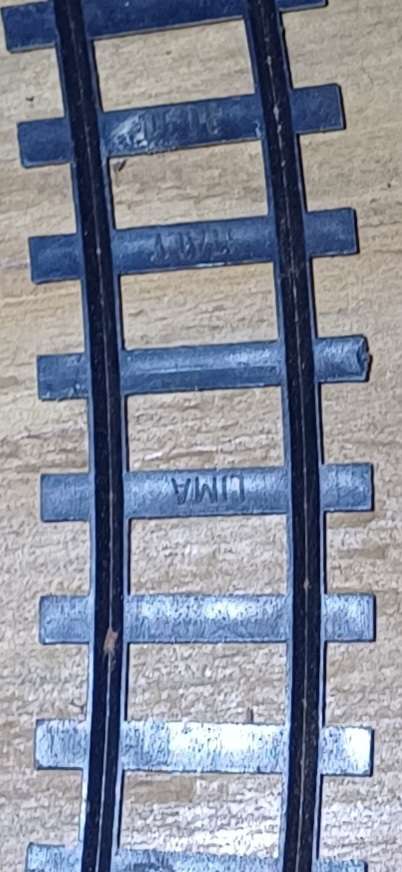 Huge lot Lima Train Tracks