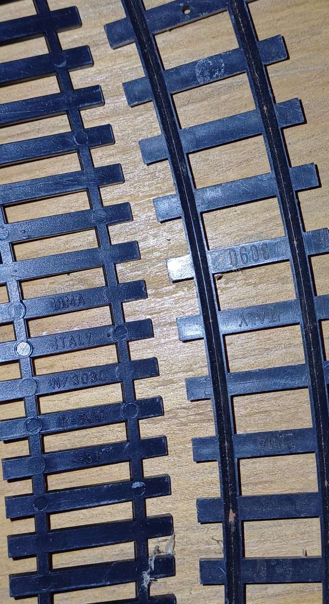 Huge lot Lima Train Tracks