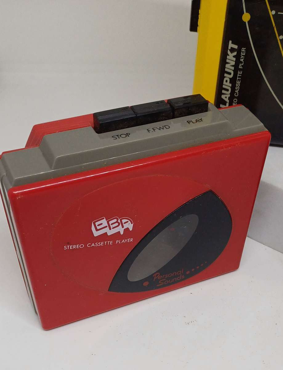 Three walkmans-untested