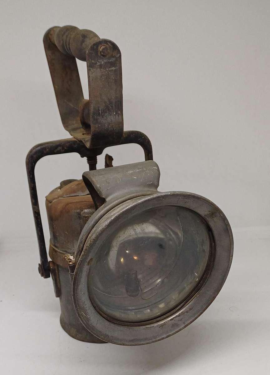 Railway lamp