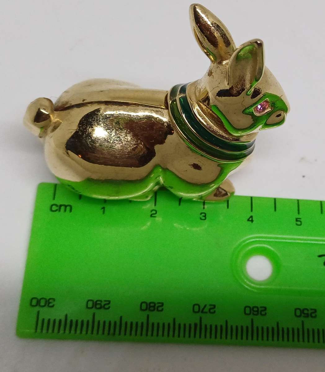 Collectable Solid perfume compact from 1992