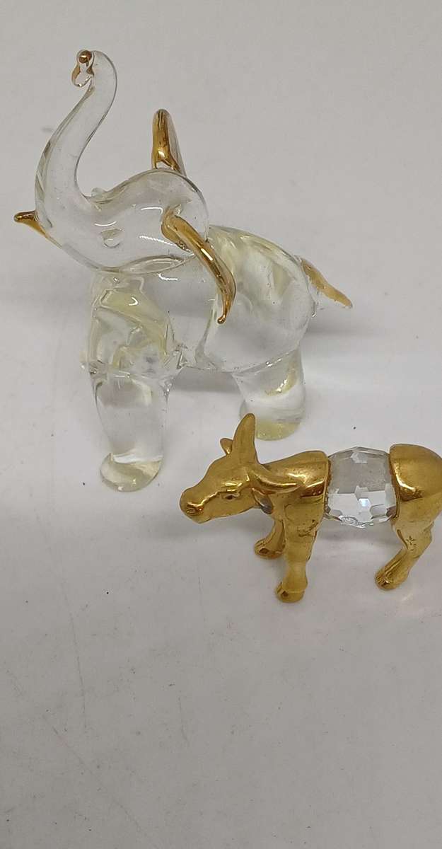 Two glass animals