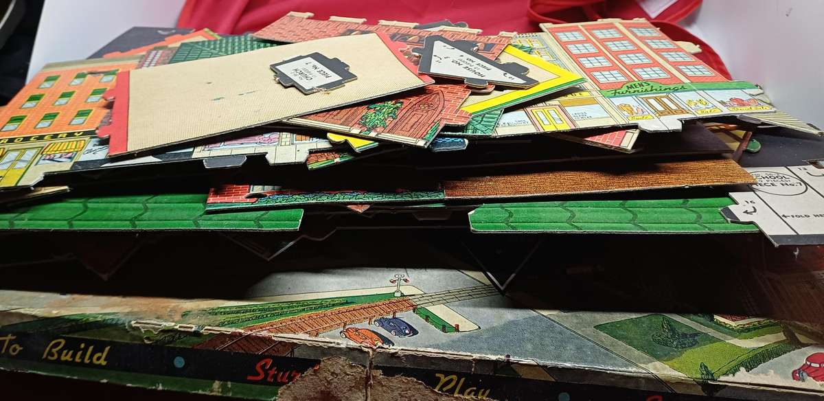 1930's- 1940's  Vintage Built rite cardboard toy village
