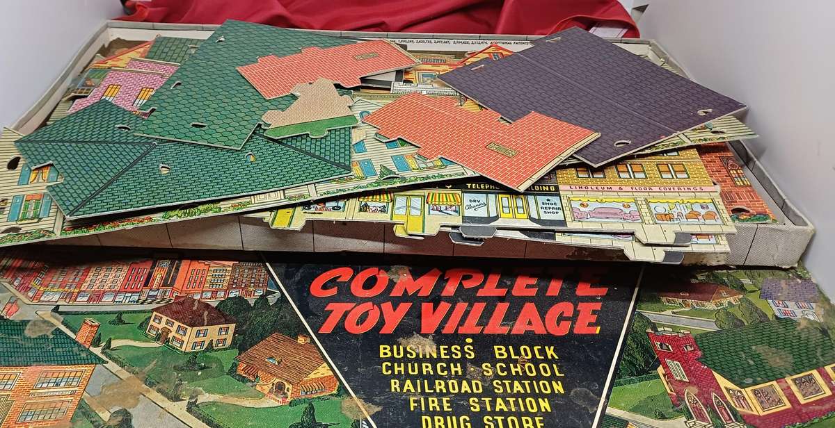 1930's- 1940's  Vintage Built rite cardboard toy village