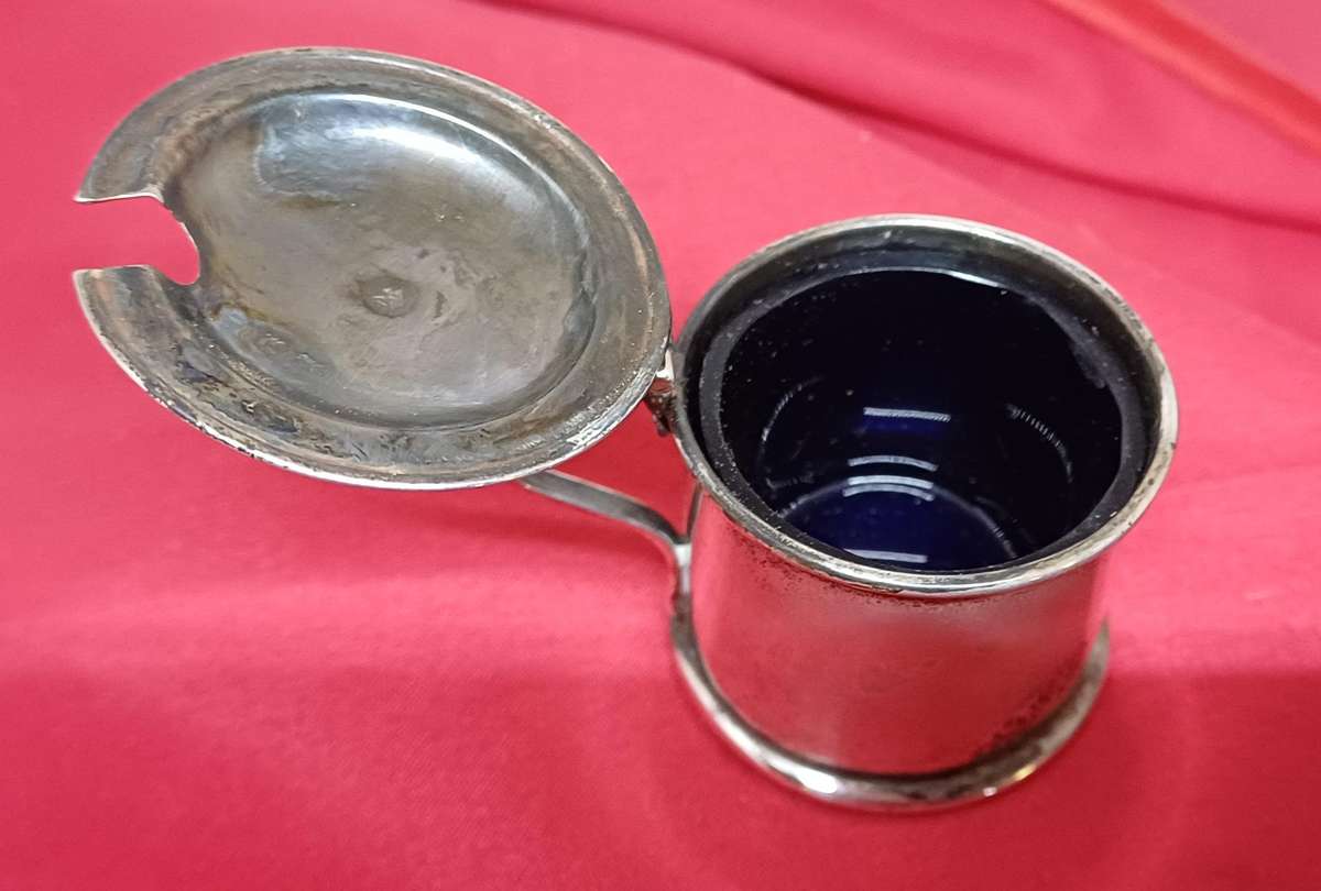 Silver hallmarked mustard pot