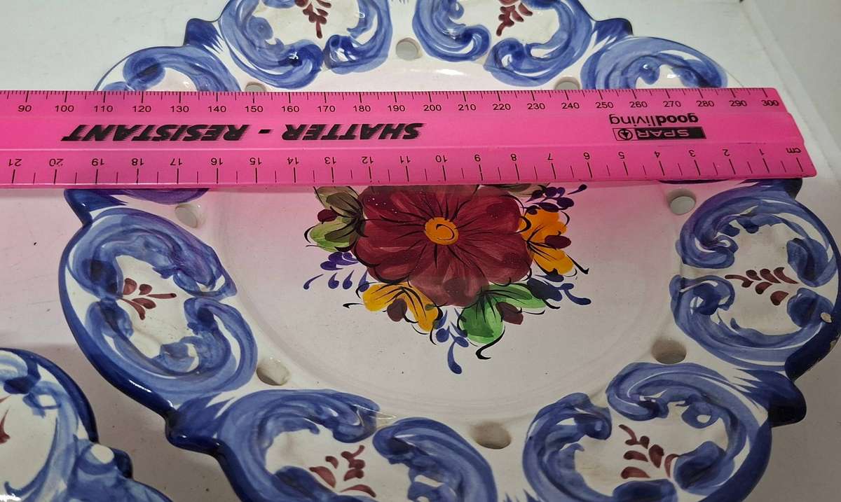 Two Vestal  handpainted plates -Portugal