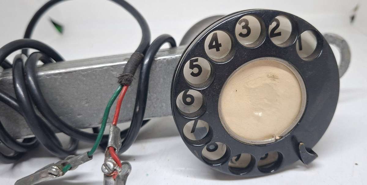 Old Linemans test set