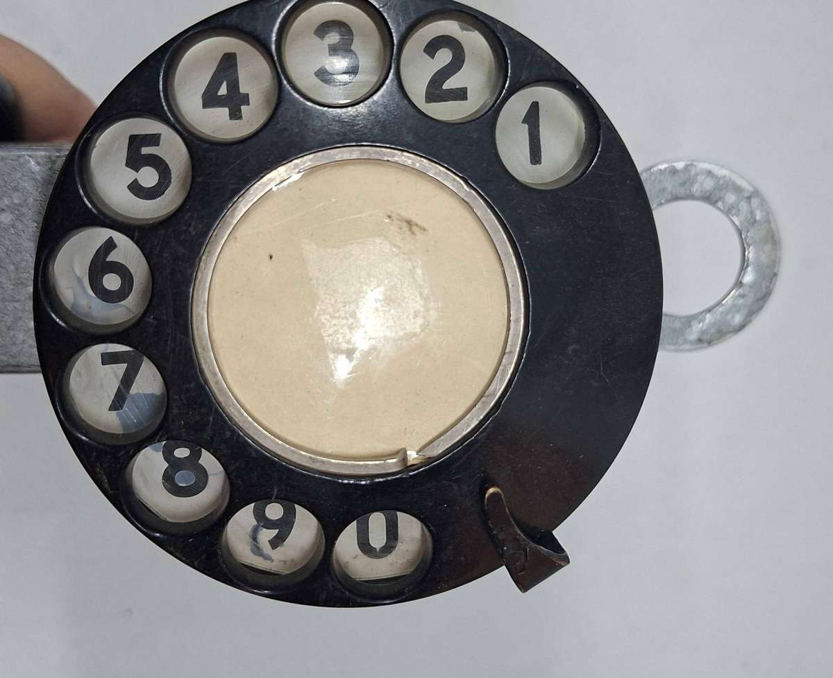 Old Linemans test set