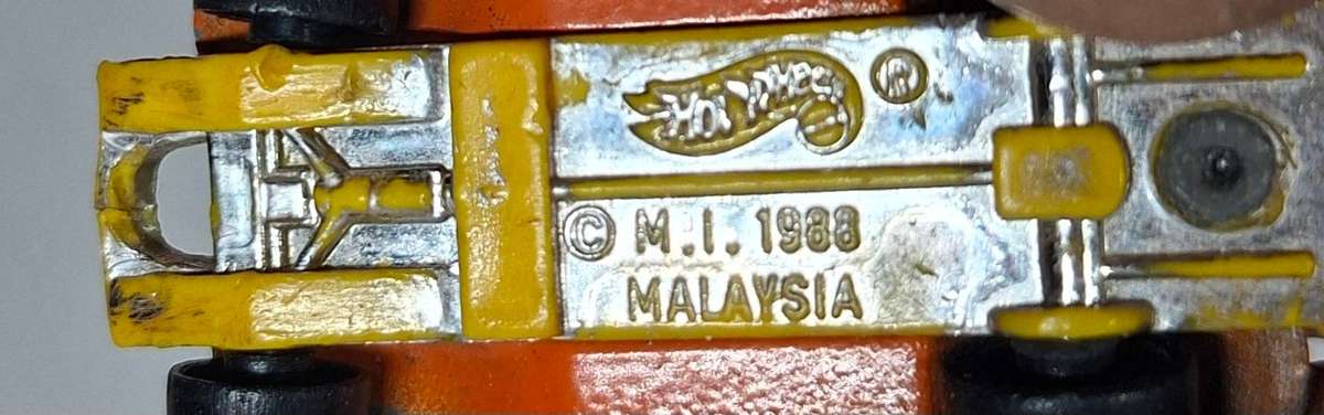 1988 Hot wheels 1/64 Die cast and others small cars