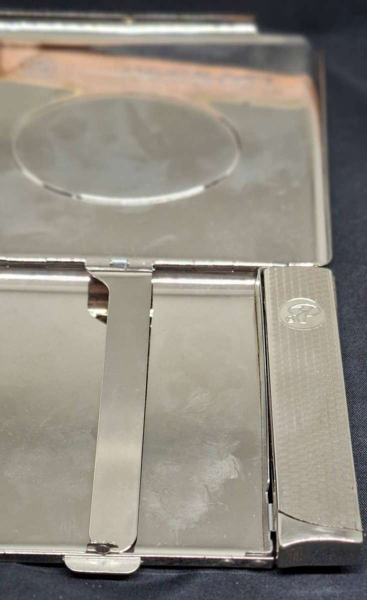 Collectable-cigarette case-Afganistan