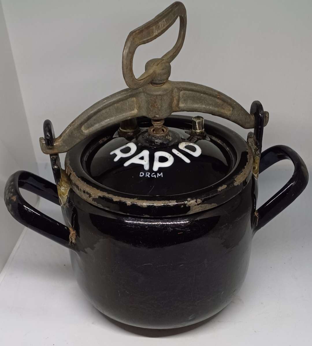 Antique Rapid Dram Collection Cooker