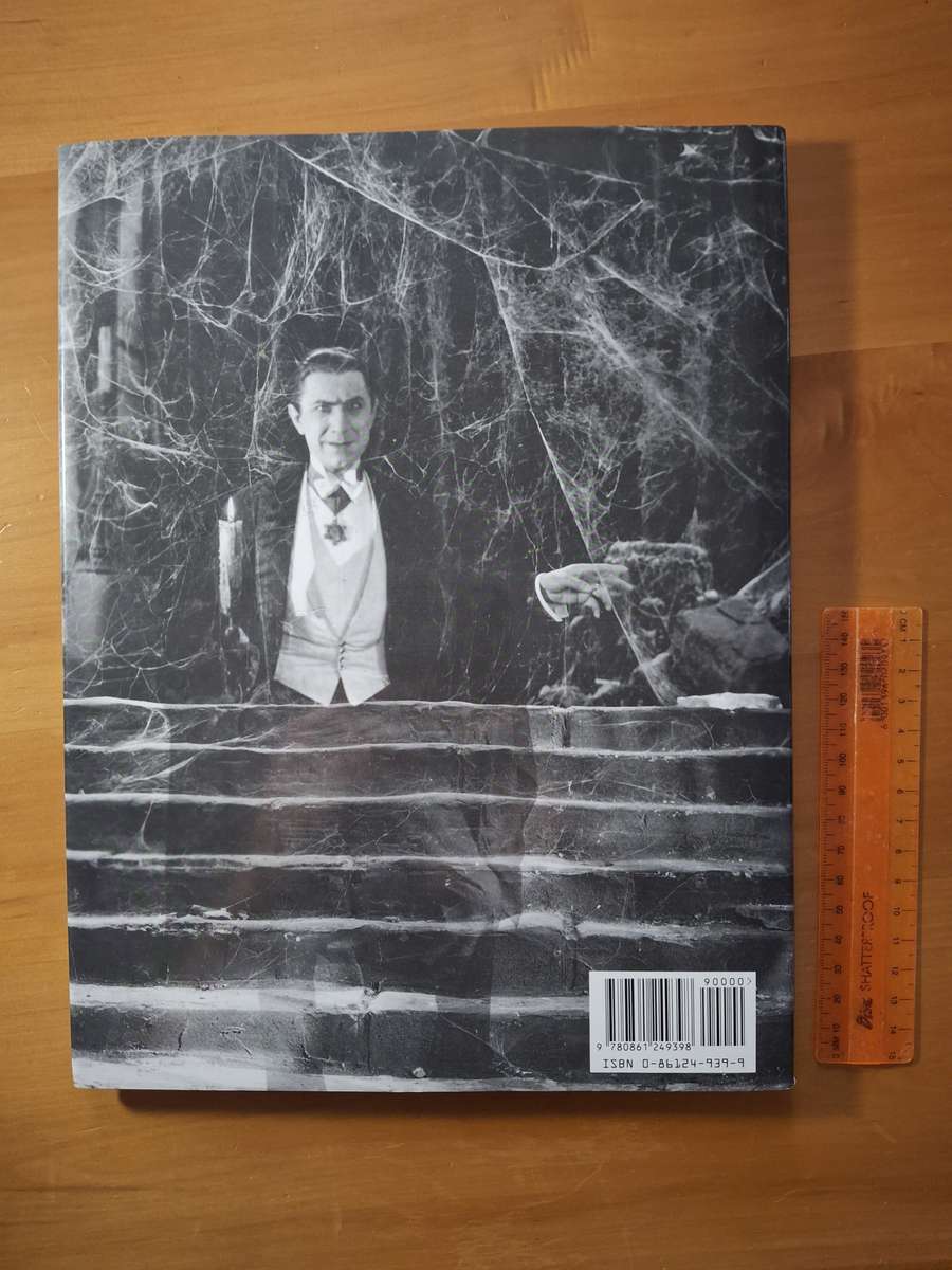 Dracula by Clare Haworth-Maden