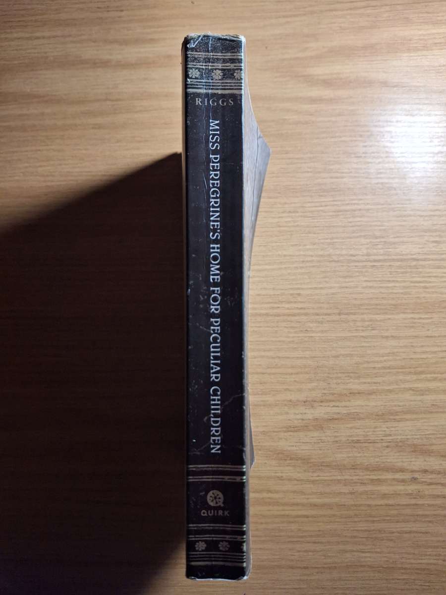 Miss Peregrine's Home for Peculiar Children by Ransom Riggs