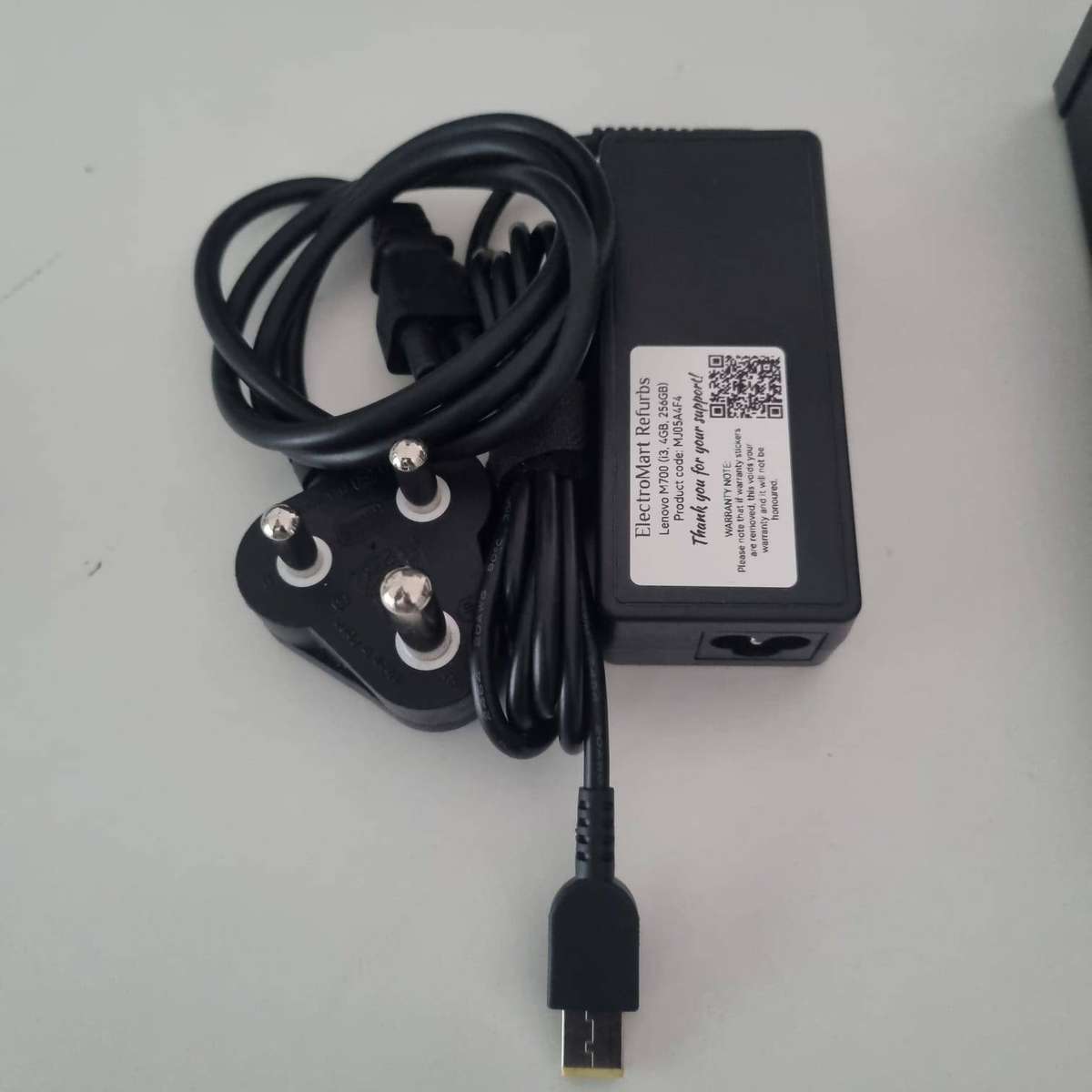 Lenovo ThinkCentre M700 (Intel i3, 256GB SSD & 4GB RAM) Mini Desktop Computer