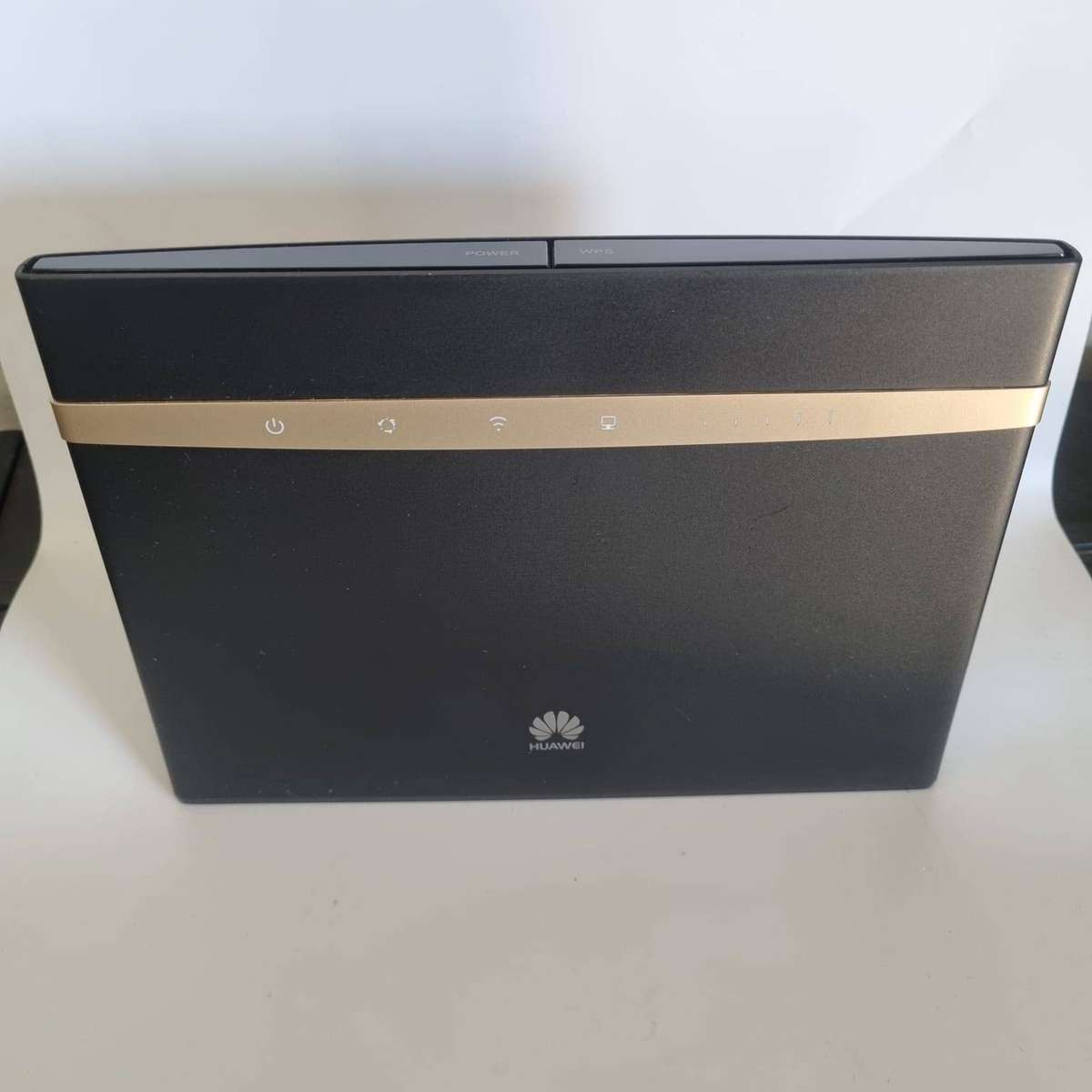 Huawei B525 LTE 4G WiFi Router (Used item)