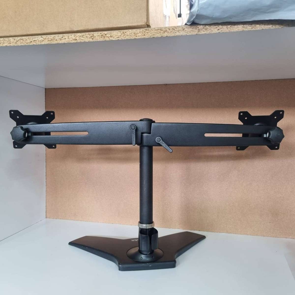 Dual monitor arm stand (Up to 24 ich)
