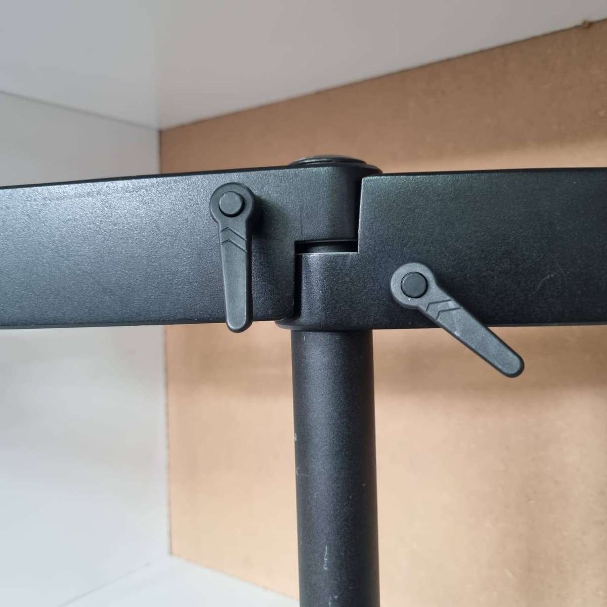 Dual monitor arm stand (Up to 24 ich)