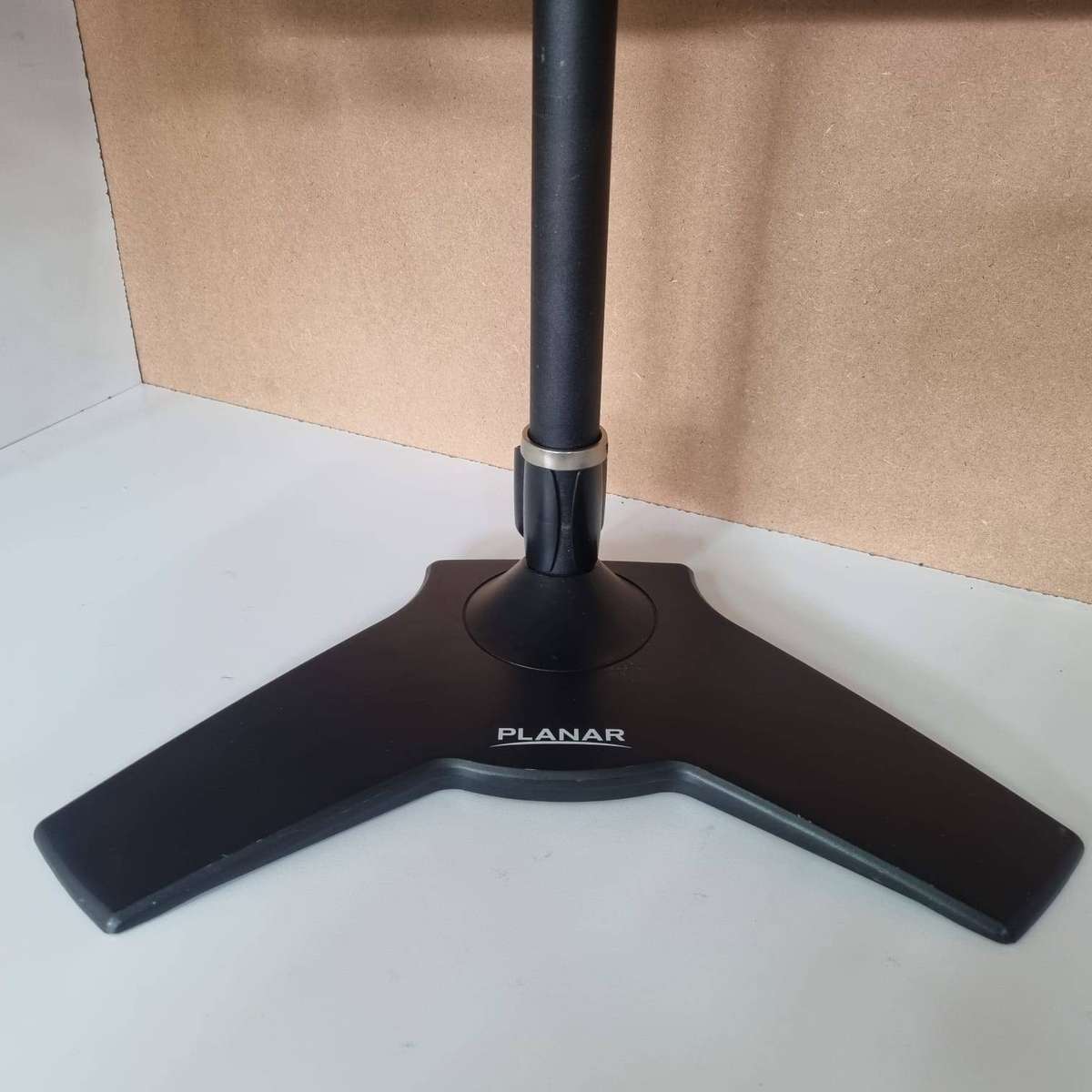 Dual monitor arm stand (Up to 24 ich)