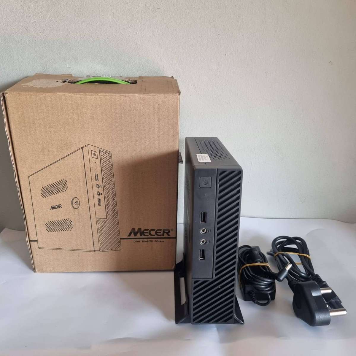 Mecer Xtreme Mini PC Jupiter (Intel Pentium, 128GB SSD & 8GB RAM) Desktop Computer