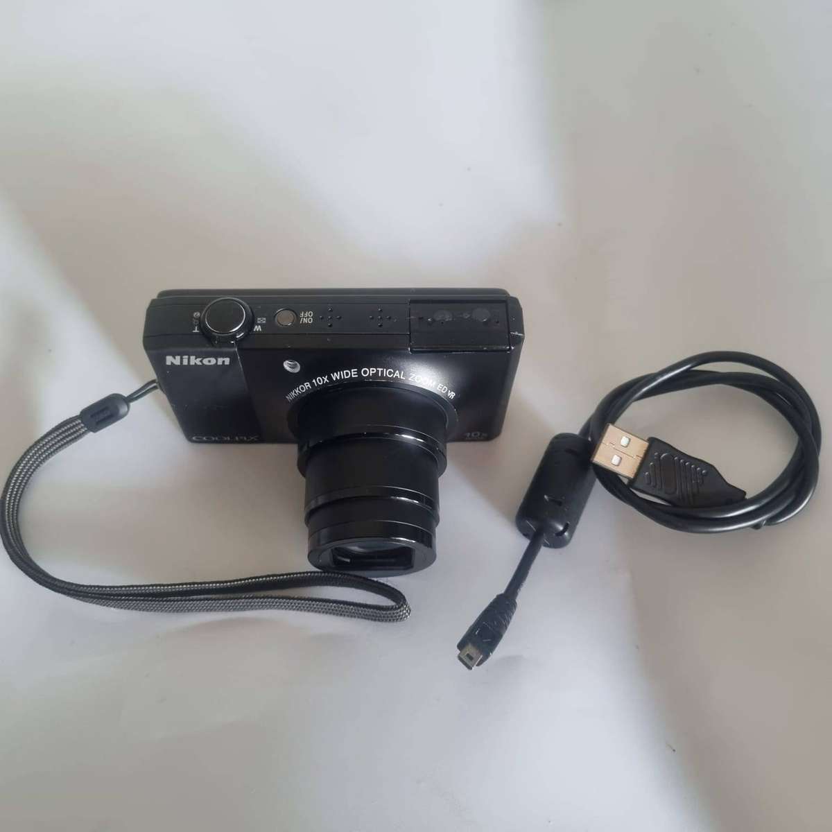 Nikon Coolpix S8000 14.2MP Digital Camera with 10x Optical Vibration Reduction (VR) Zoom and 3.0-In